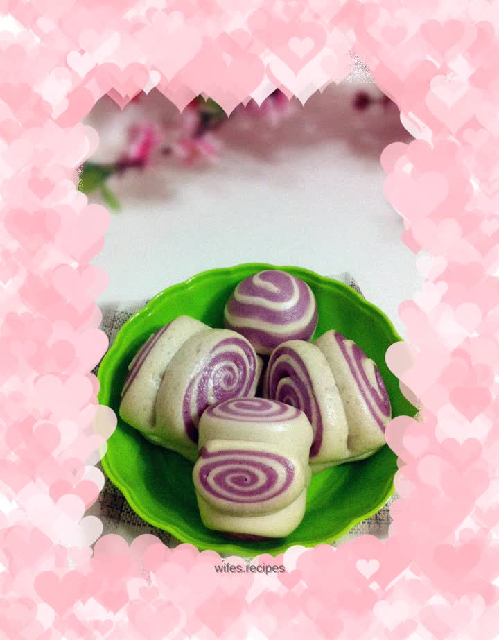 Purple sweet potato two-color steamed buns