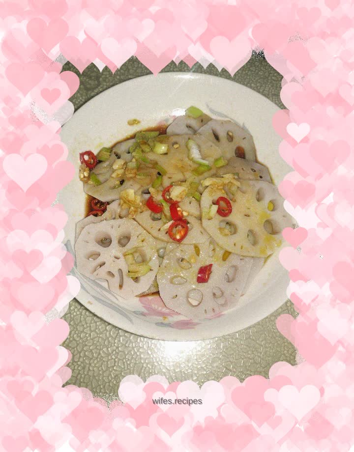 Cold lotus root slices