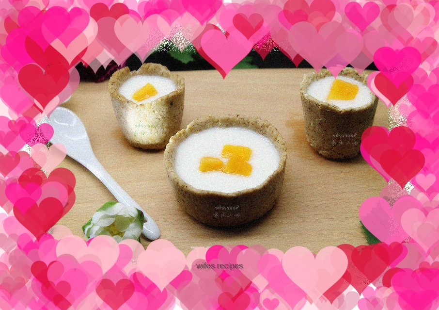 Oatmeal yogurt cups