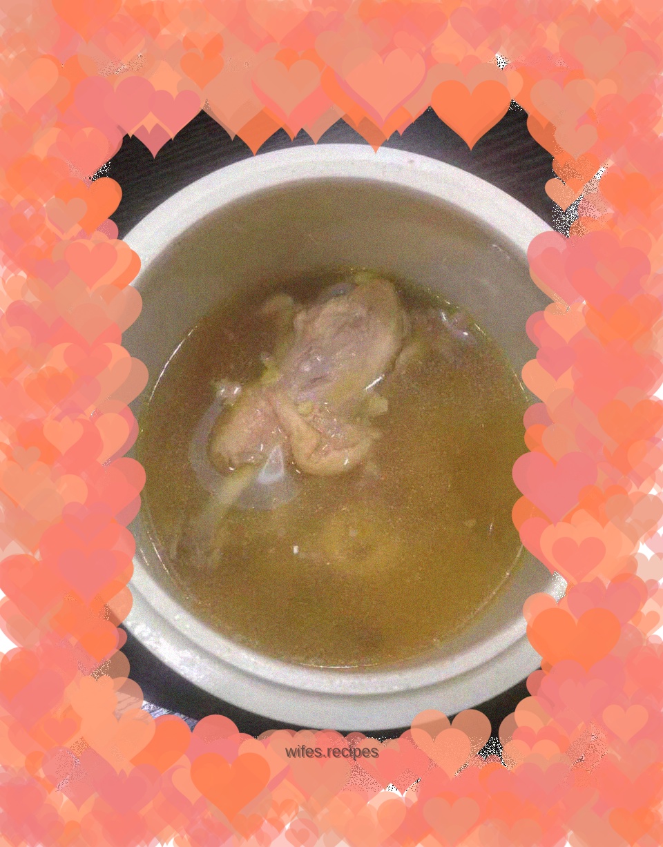 Fish maw stewed chicken