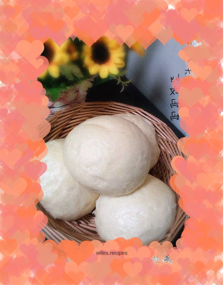 Milk steamed buns