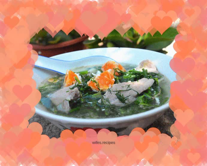 Salted egg, lean meat and fennel soup