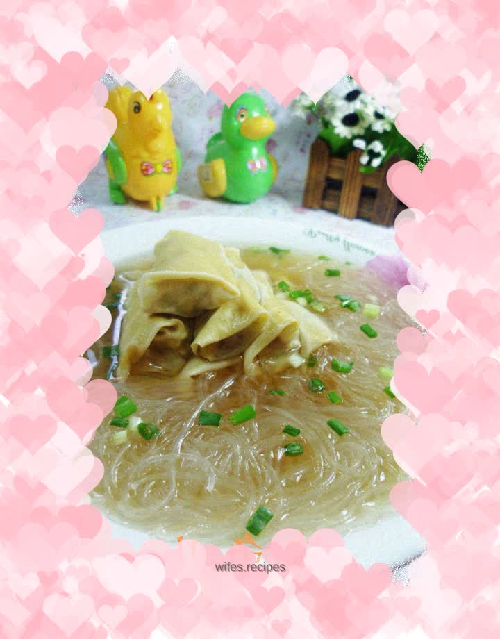 Noodle soup with vermicelli