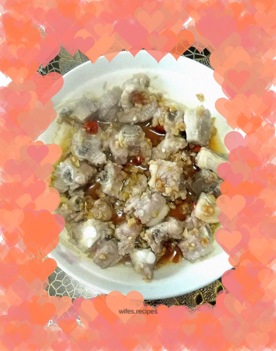 Steamed Pork Ribs with Garlic