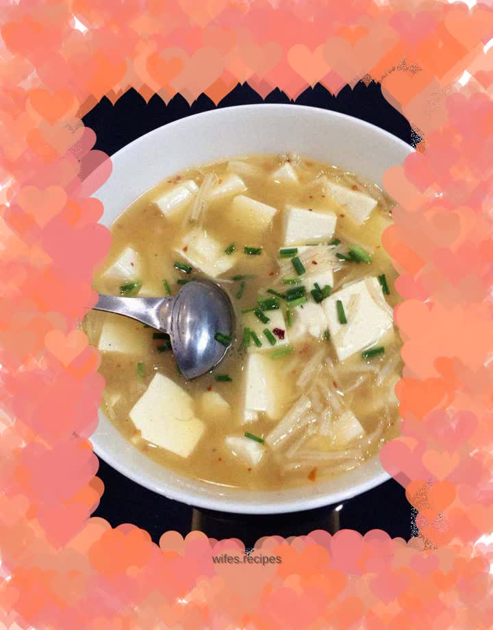 Enoki Mushroom and Tofu Soup