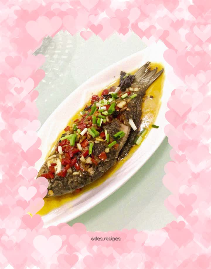 Braised crucian carp