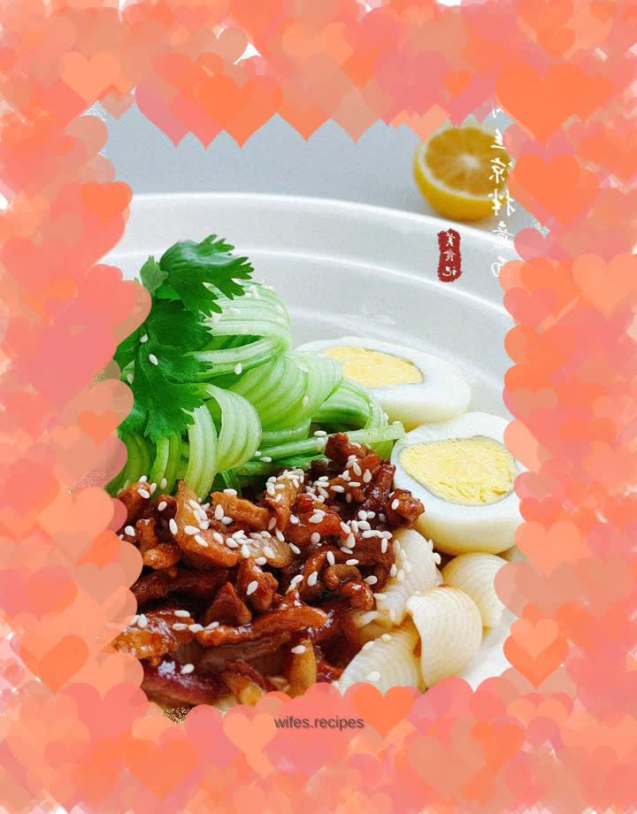 Shredded pork cold pasta