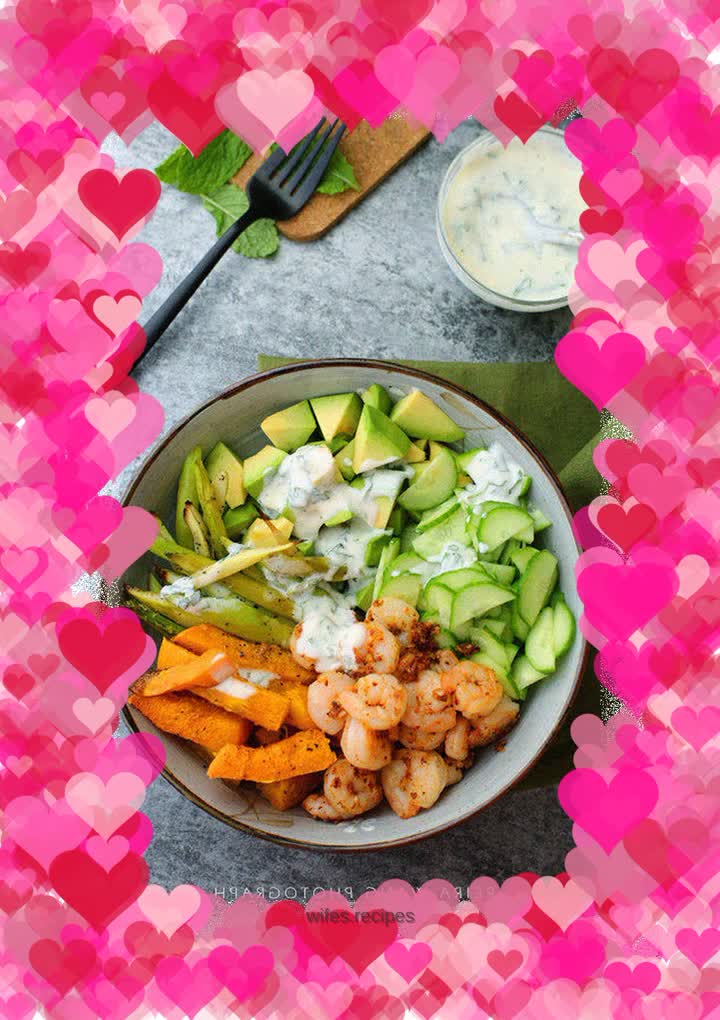 Shrimp, Avocado and Roasted Pumpkin Salad