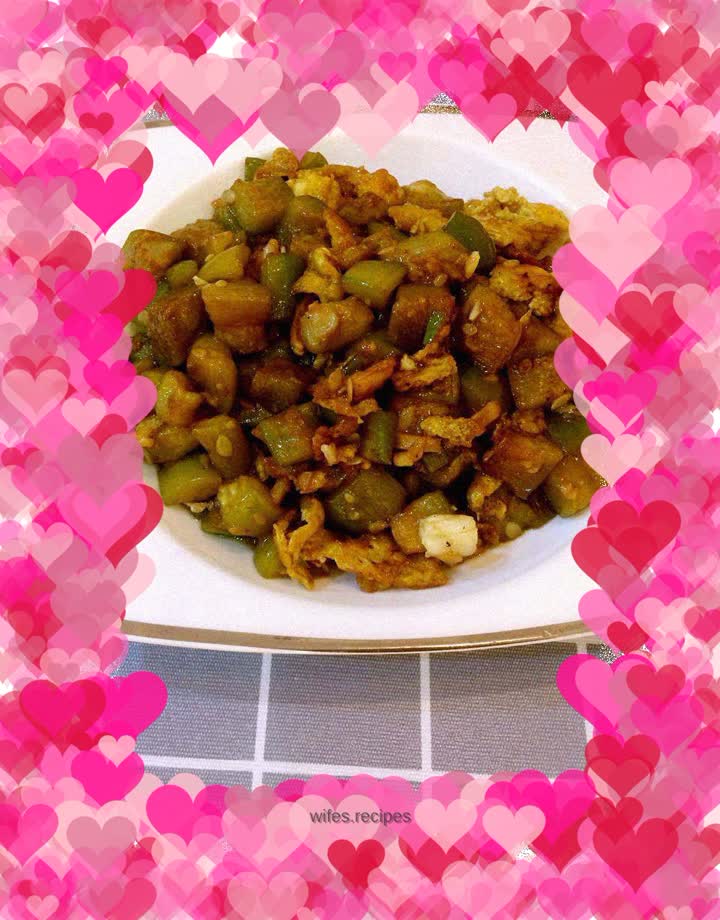 Scrambled eggs with loofah