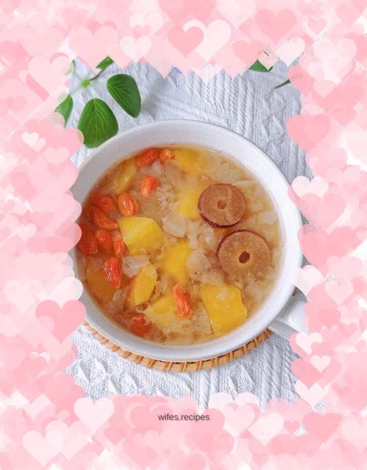 Apple Tremella Sugar Water