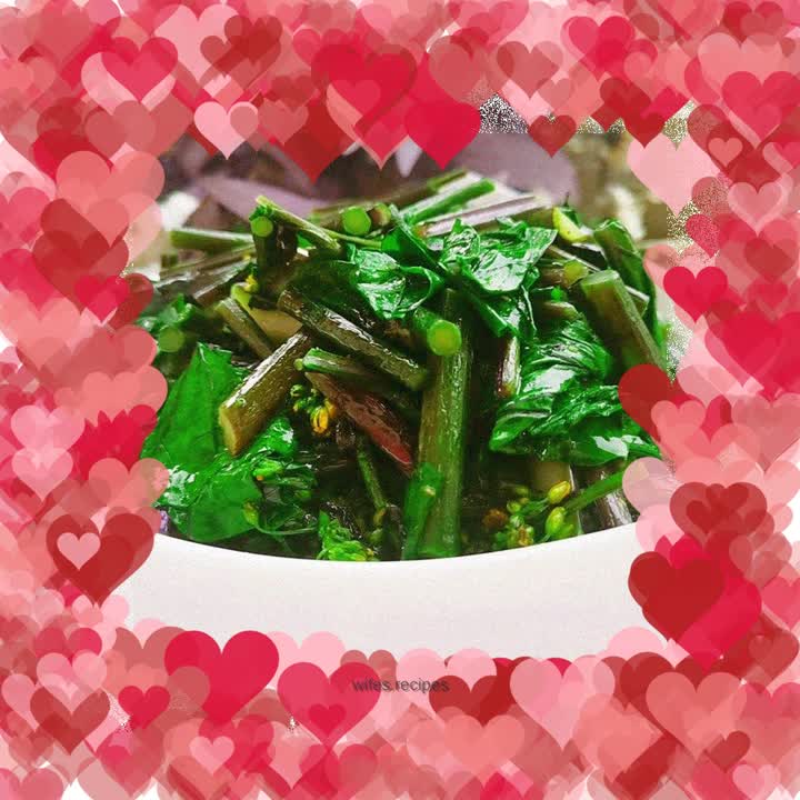 Vegetarian stir-fried red cabbage with greens