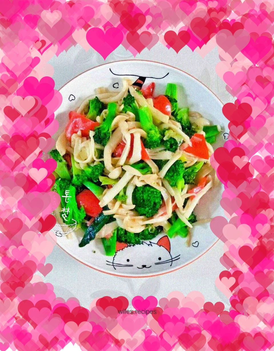 Sautéed Broccoli with White Jade Mushrooms and Bell Peppers