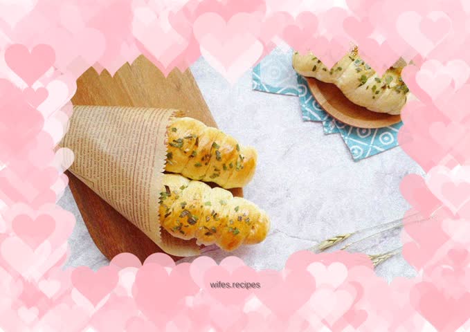 Green onion hot dog buns