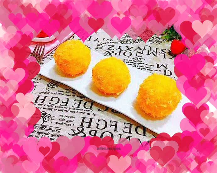 Cheese fried rice balls