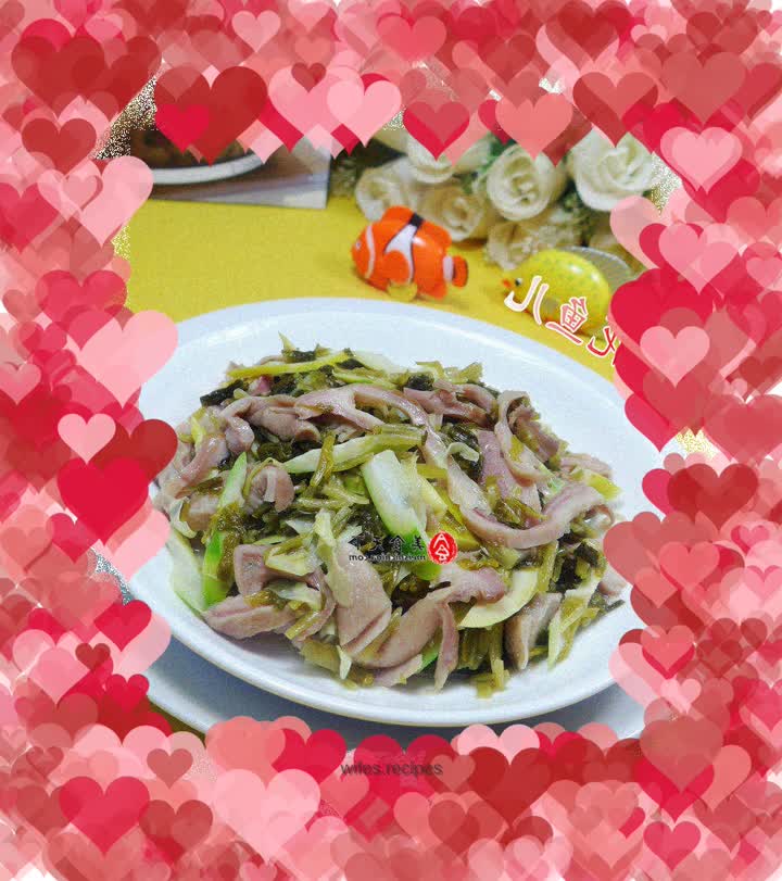 Stir-fried pork belly with pickled vegetables and thunder bamboo shoots