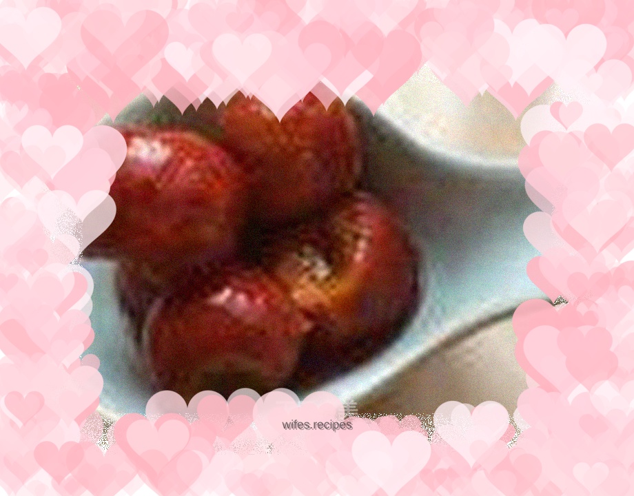 Canned hawthorn in sugar water