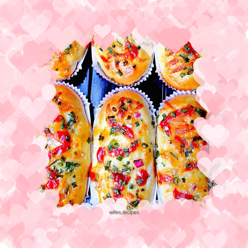 Intestine cheese scallion bread