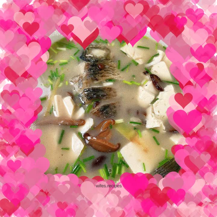 Tofu, Mushroom and Crucian Carp Soup