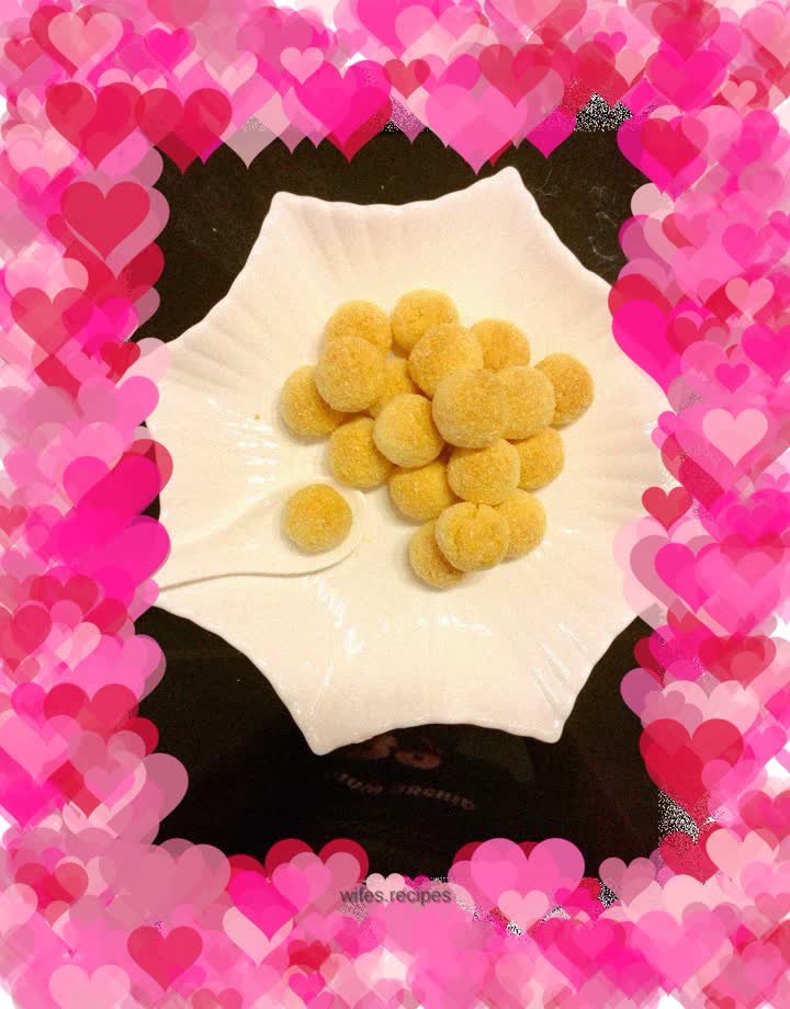 Sweet coconut dumplings