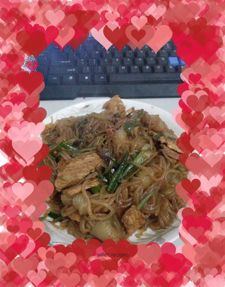 Stir-fried pork with konjac shreds