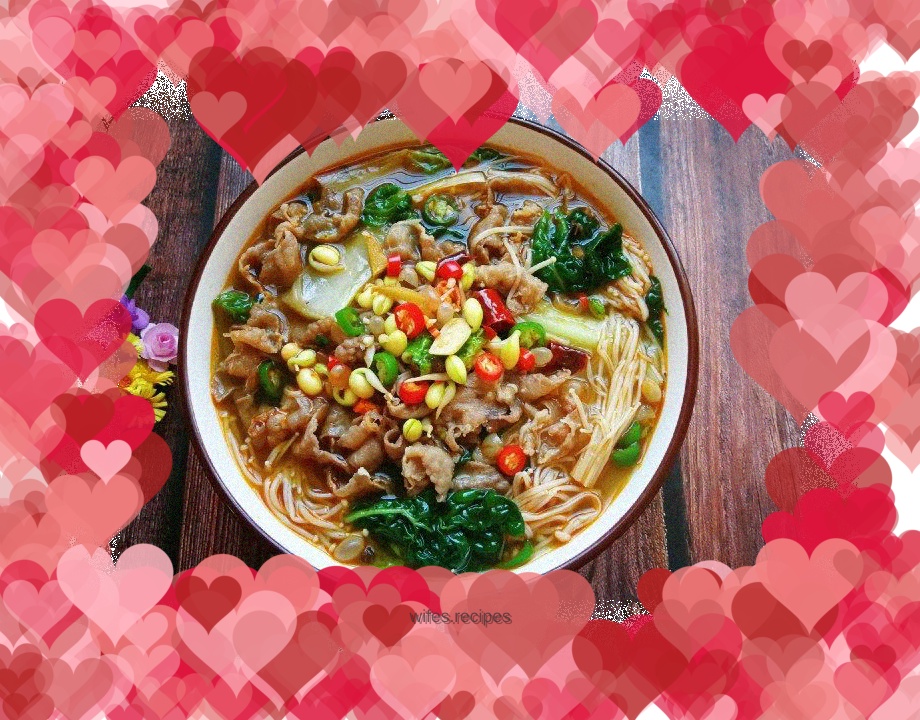 Boiled beef rolls with enoki mushrooms and yellow cabbage