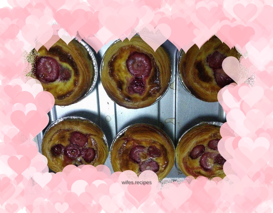 Spring seasonal delicacies - strawberry egg tart