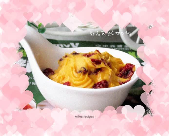 Creamy mashed potato salad