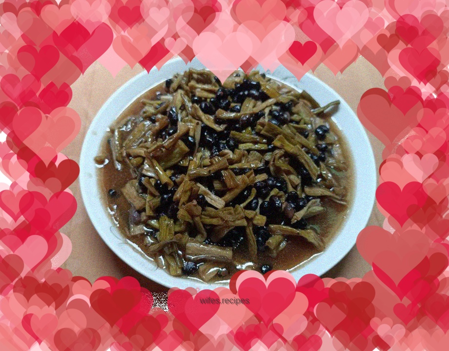 Taro sprouts cooked with black bean paste