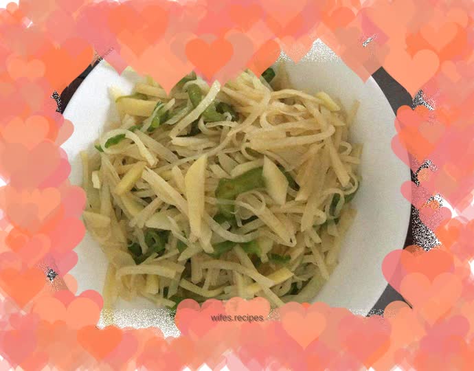 Green pepper and potato shreds