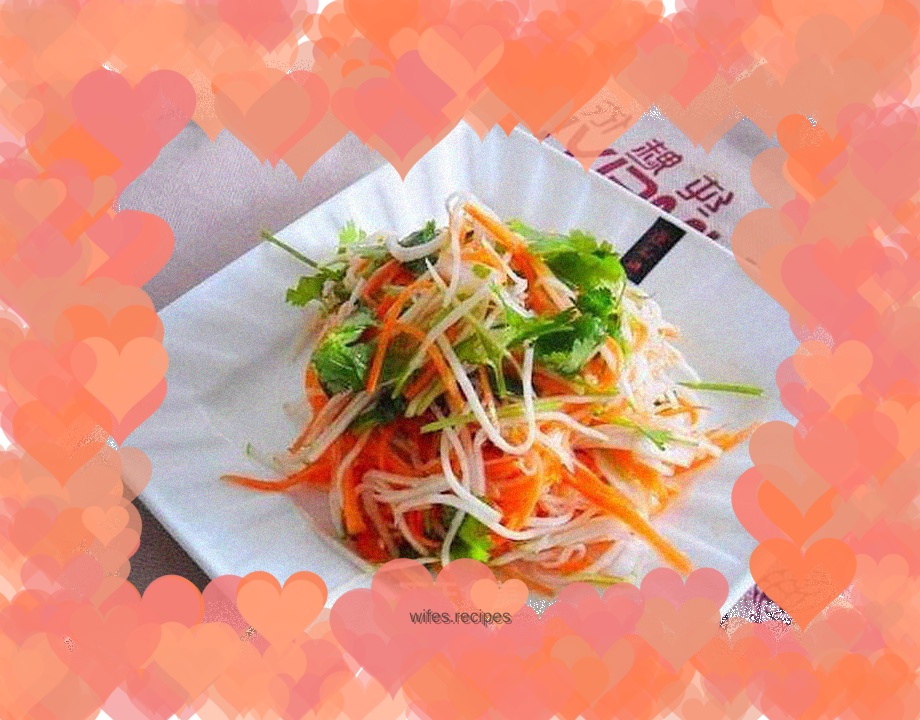 Cold shredded mustard greens