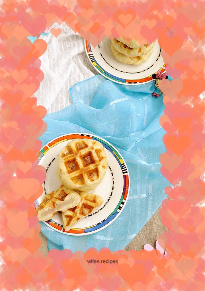 German ham-filled potato waffles
