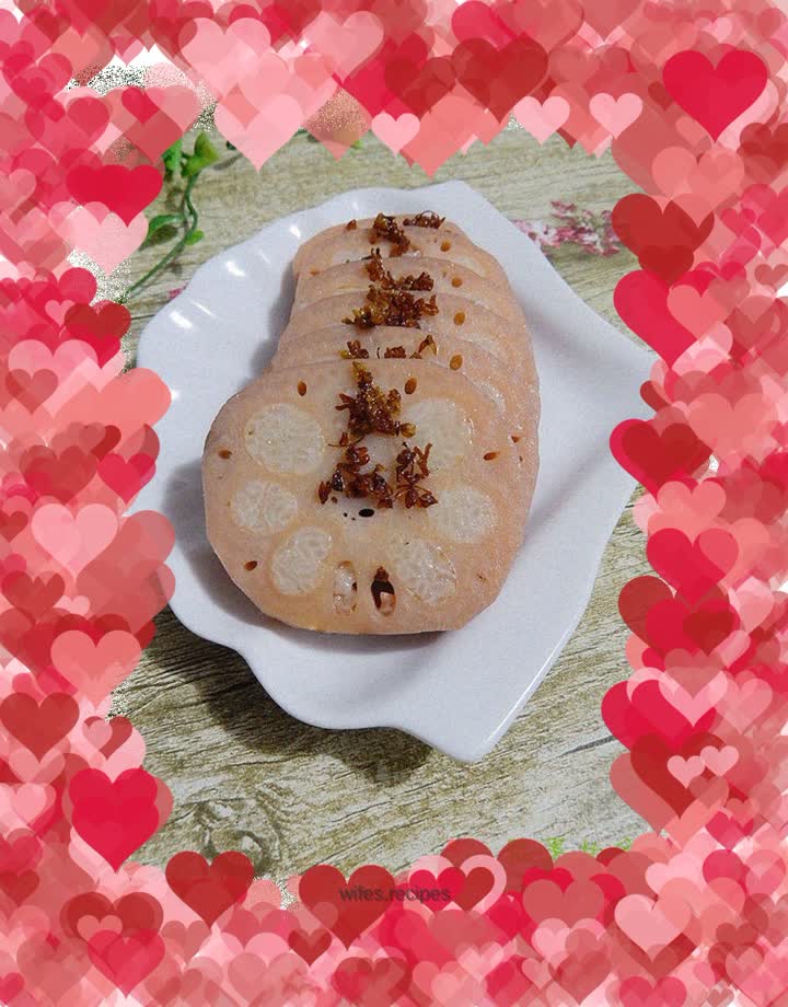 Osmanthus glutinous rice and lotus root