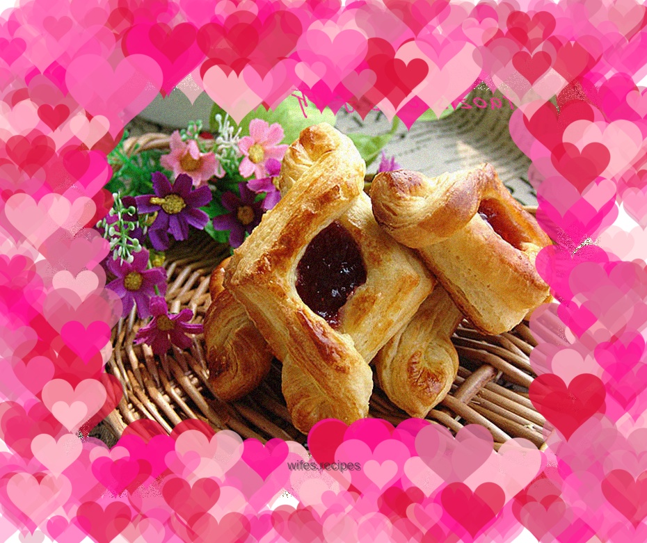 Danish Jam Crisp Box