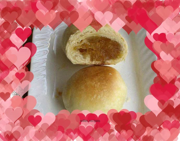 Su style pineapple mooncake