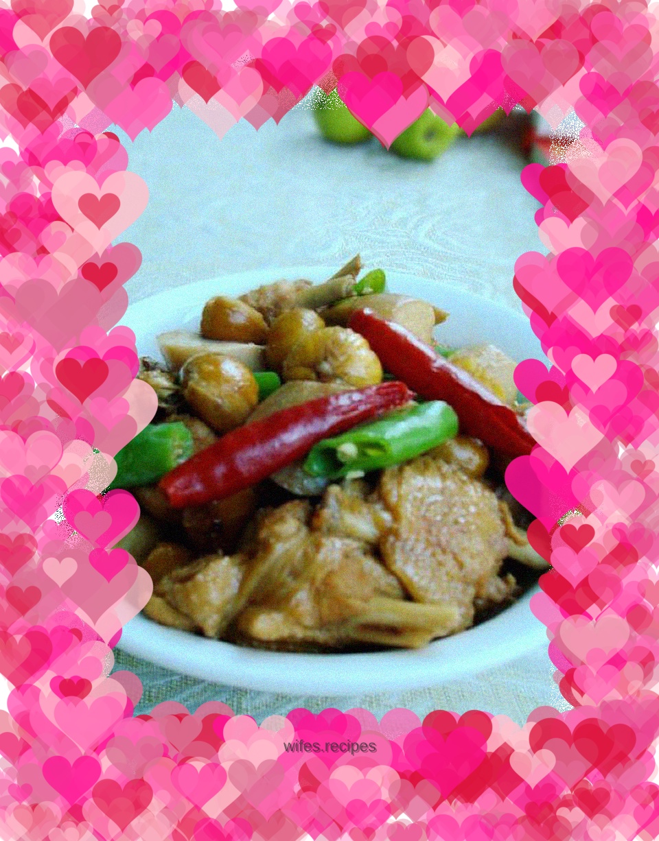 Braised chicken with chestnuts, king oyster mushrooms