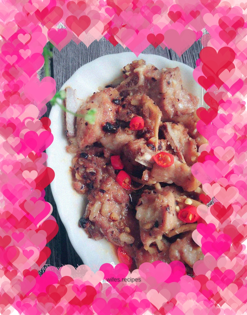 Steamed Pork Ribs with Black Bean and Garlic Sauce