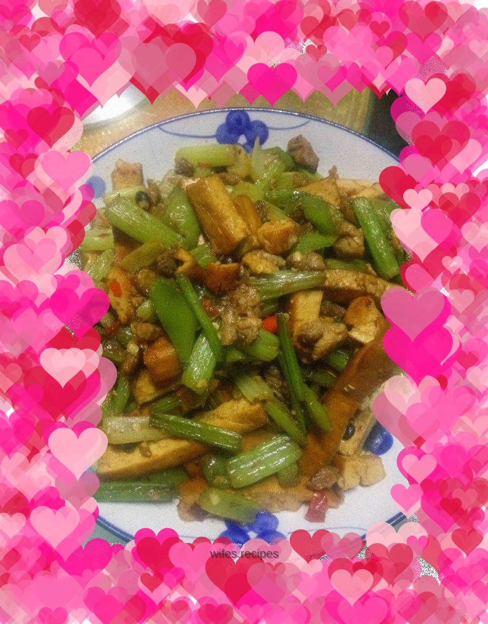 Stir-fried dried celery