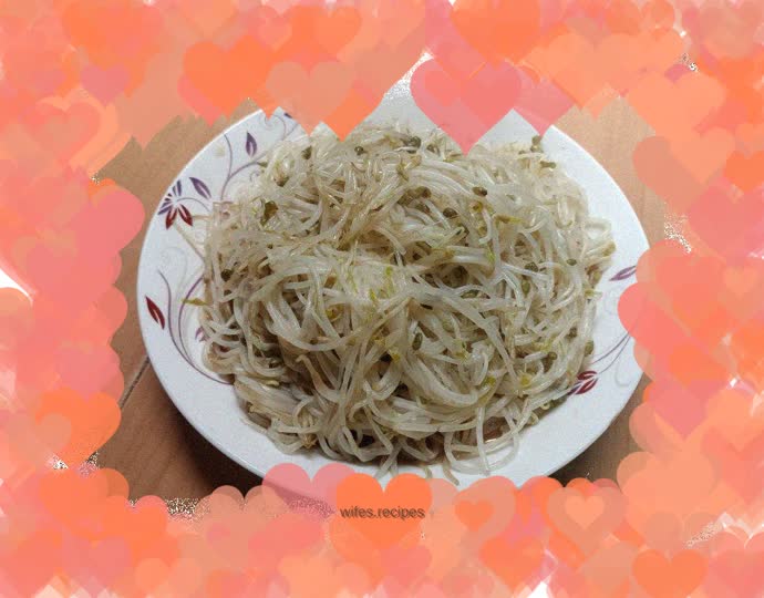 Fried mung bean sprouts