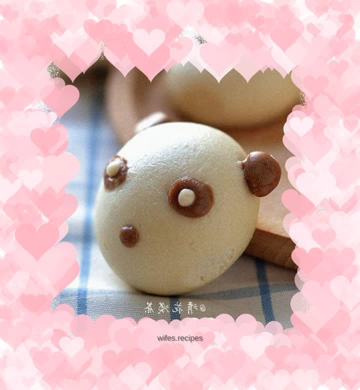 Cute and cute giant panda