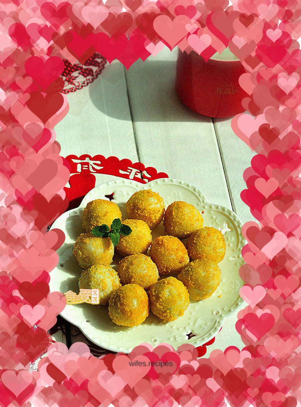 The second of four ways to eat classic glutinous rice dumplings - golden glutinous rice dumplings that are crispy on the outside and glutinous on the inside