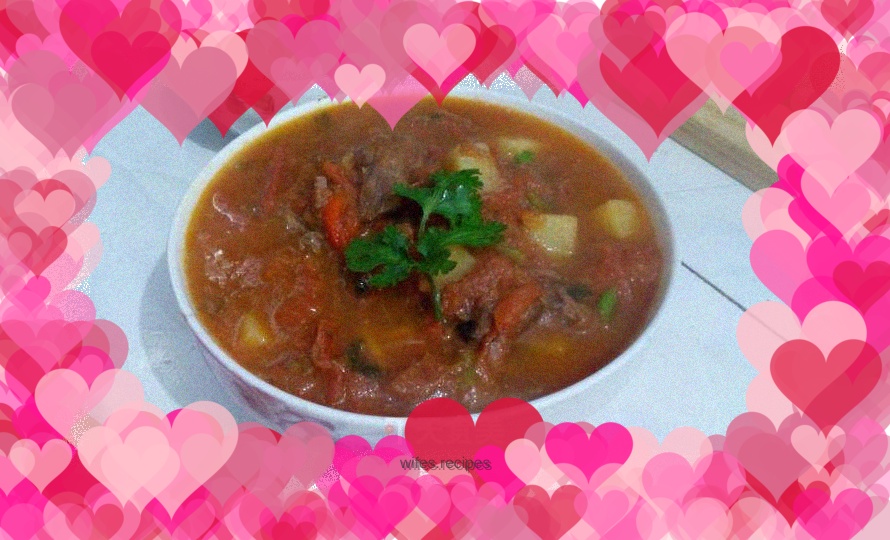 Braised Beef with Tomatoes and Potatoes