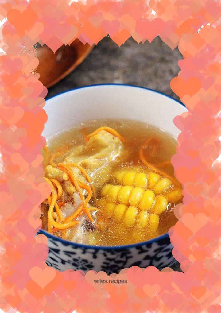 Sweet and nourishing---Pork bones braised with Cordyceps flowers