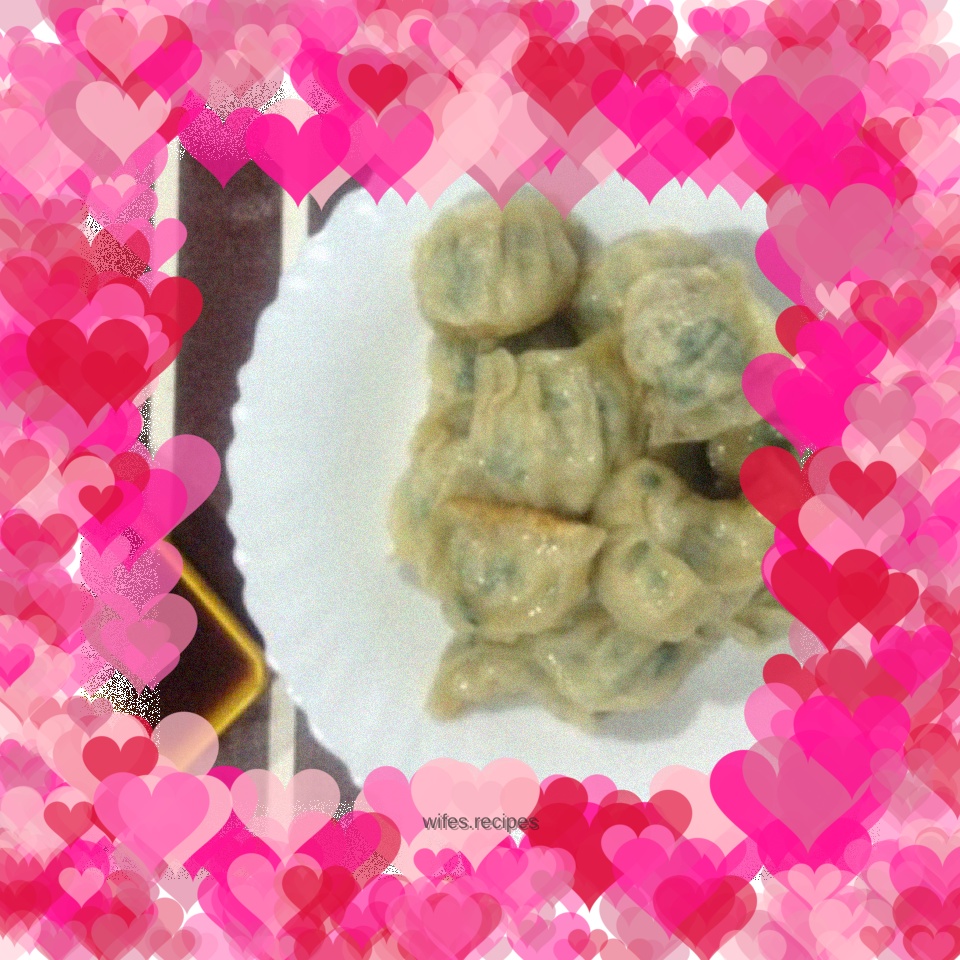 Chives and meat dumplings one-stop service