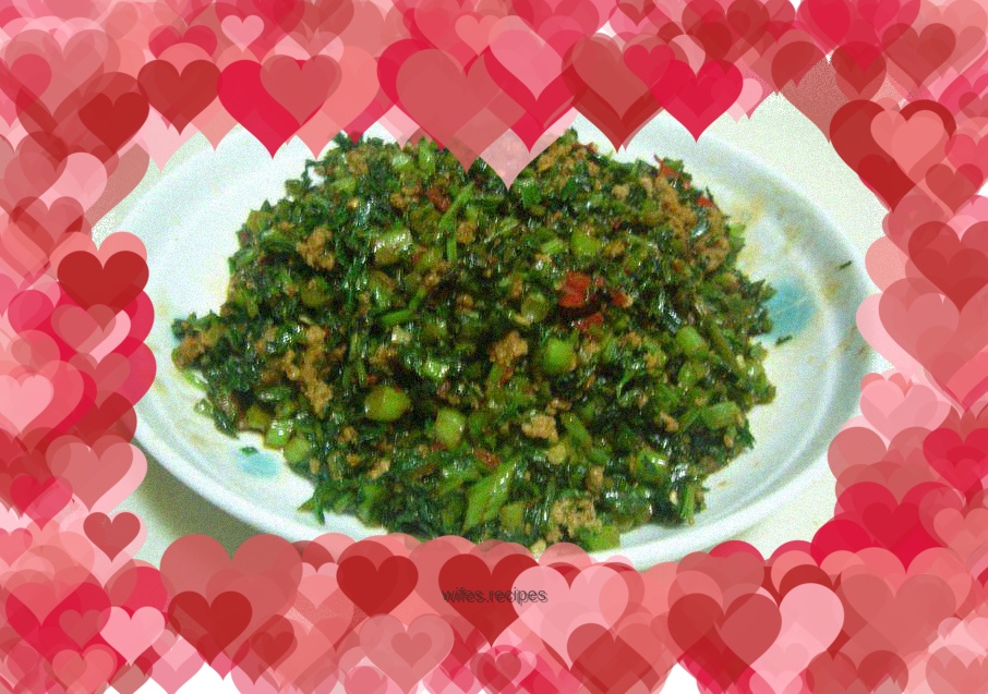 Stir-fried minced pork with red snow