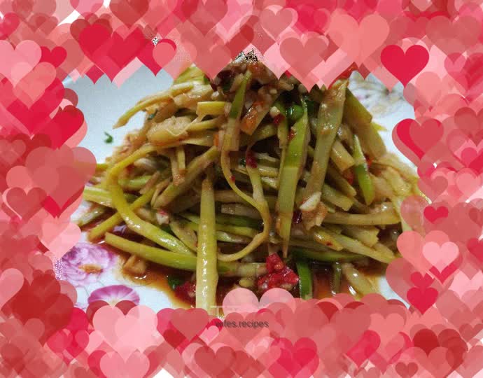 Cold shredded bamboo shoots