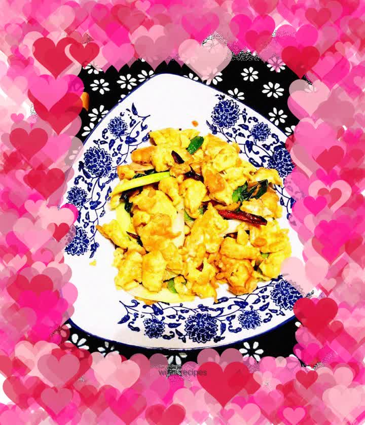 Spicy fried duck eggs