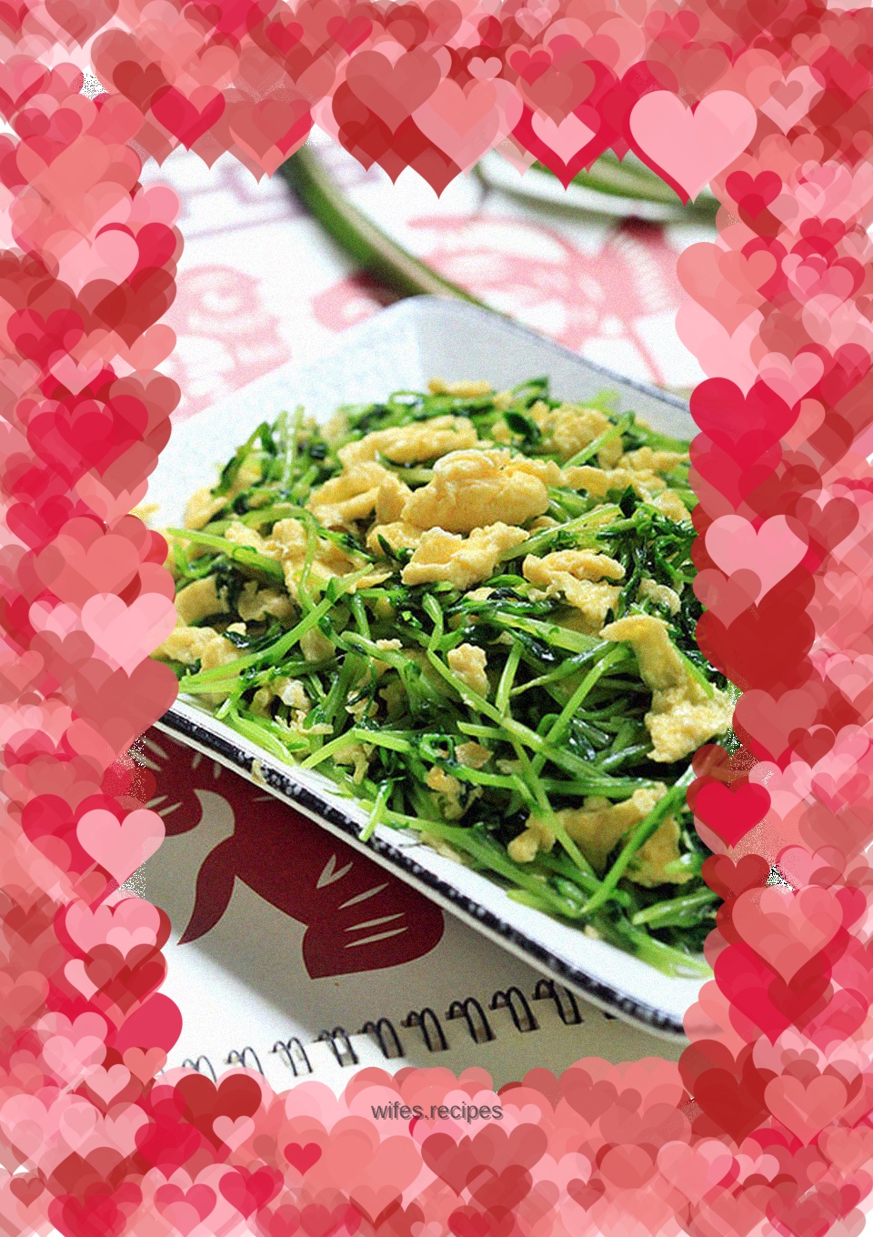 Fried bean sprouts with eggs