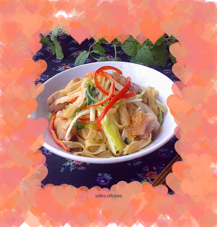 Chives and Braised Pork Noodles