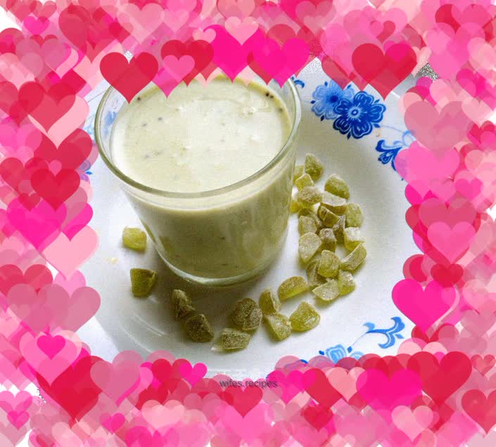 Kiwi sweet milkshake