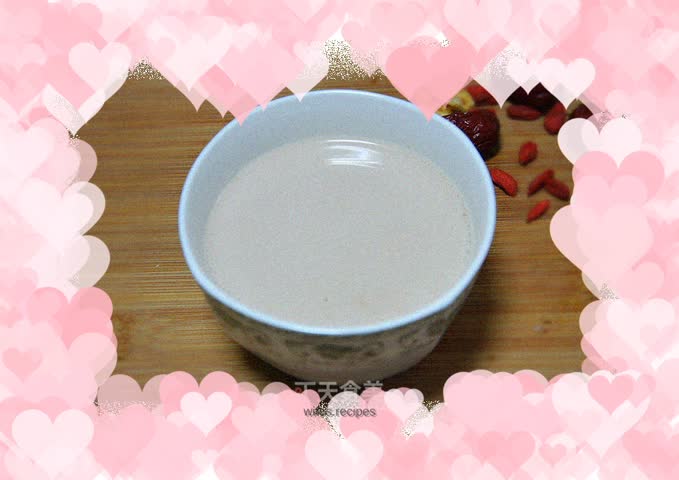 Red dates, walnuts and wolfberry soy milk